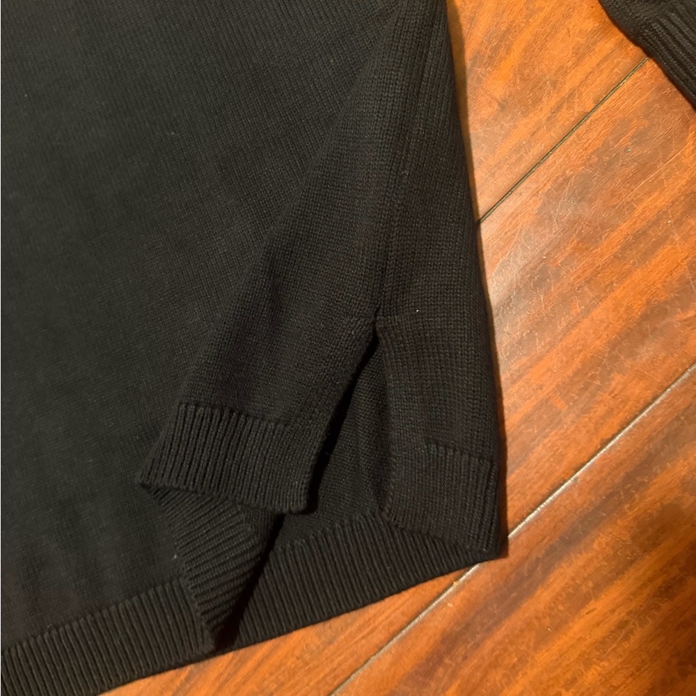 Ali Golden Relaxed Black Turtleneck Sweater - Picture 11 of 12